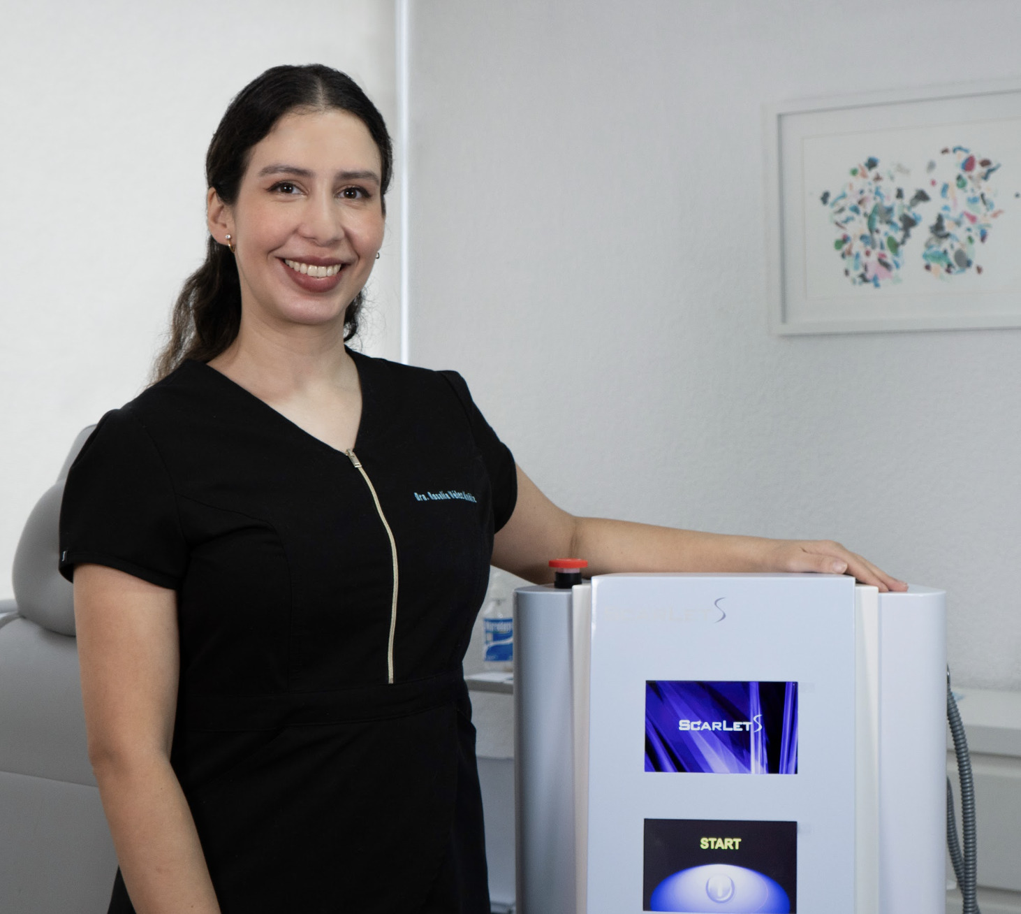 Dra. Rosalía Velez
